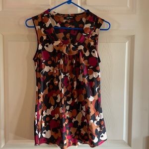 Nine West Sleeveless Ruffle-neck Top- M